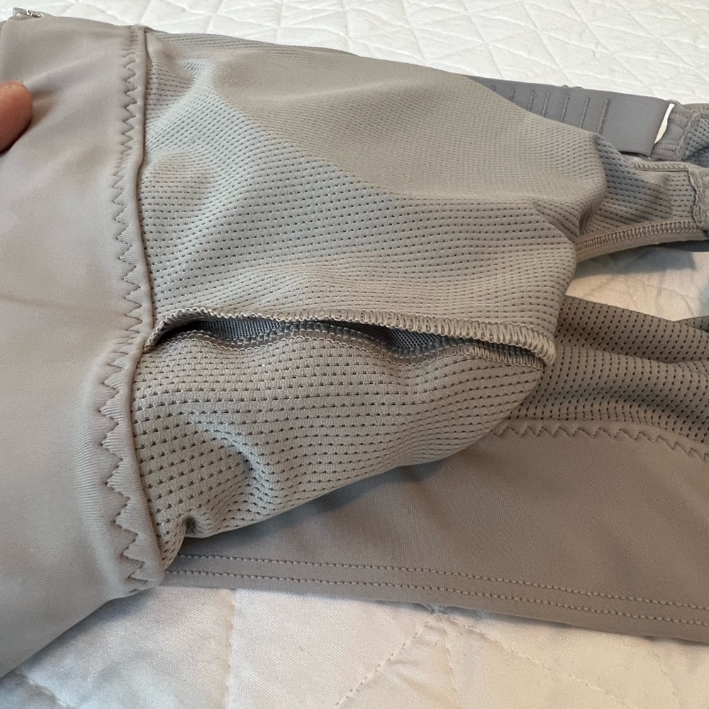 Athleta Gray Razorback Sports Bra - Picture 4 of 11